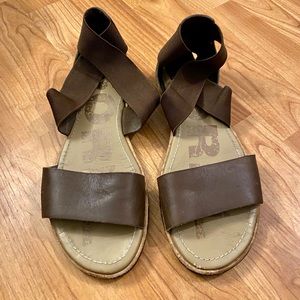 Sorel Ella sandals